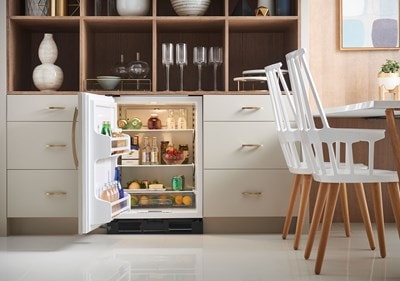 Sub-Zero Refrigerators 24" Undercounter Refrigerator - Panel Ready (UC-24R)