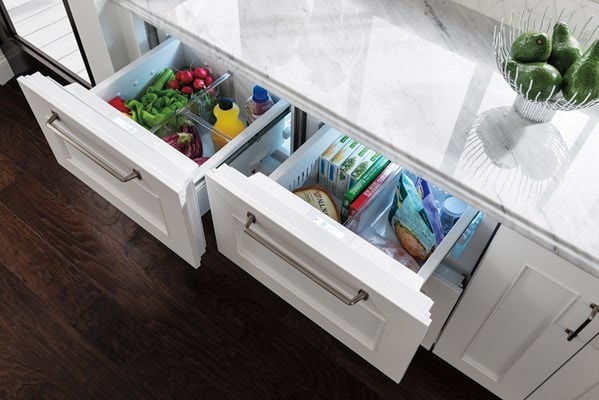 Sub-Zero Refrigerators 24" Refrigerator Drawers - Panel Ready (ID-24R) Sub-Zero Refrigerators 24" Freezer Drawers - Ice Maker - Panel Ready (ID-24FI)