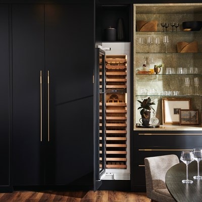 DEC1850W open and empty