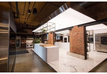 Montreal Showroom by Maroline