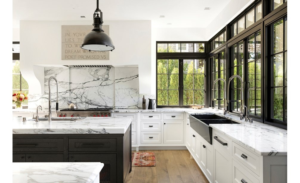 Red Door Retreat by Andrea Swan, Kareem Reda, Joe Paetzel, and Sue Weldon