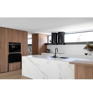 Canberra by Simona Castagna and Darren Genner