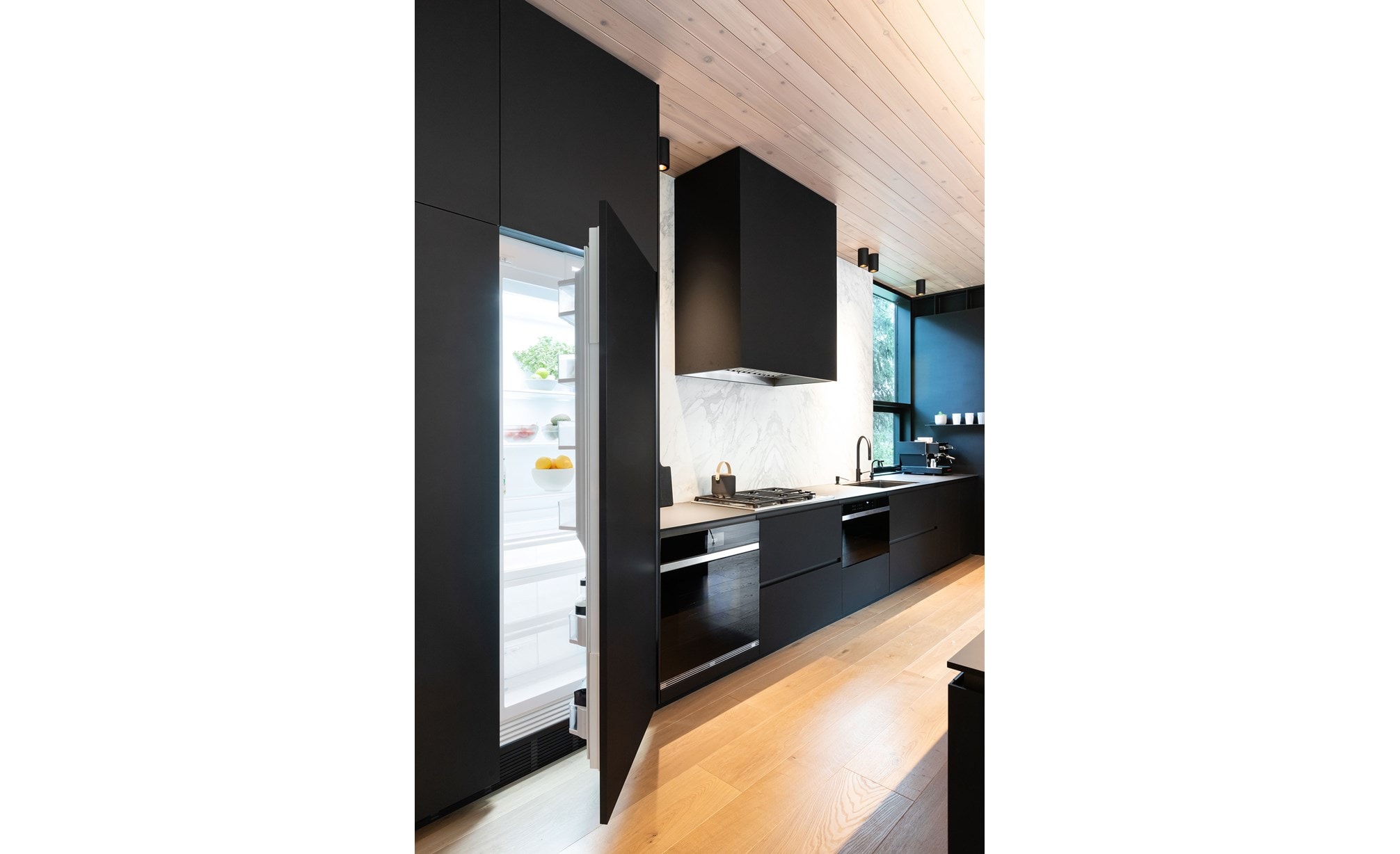 Cedar Grove Residence by Josianne Berube