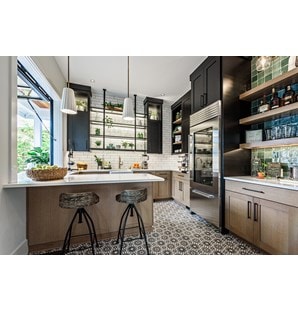 Farm to Table Juice Bar & BBQ Porch by Lynnette Sandgren