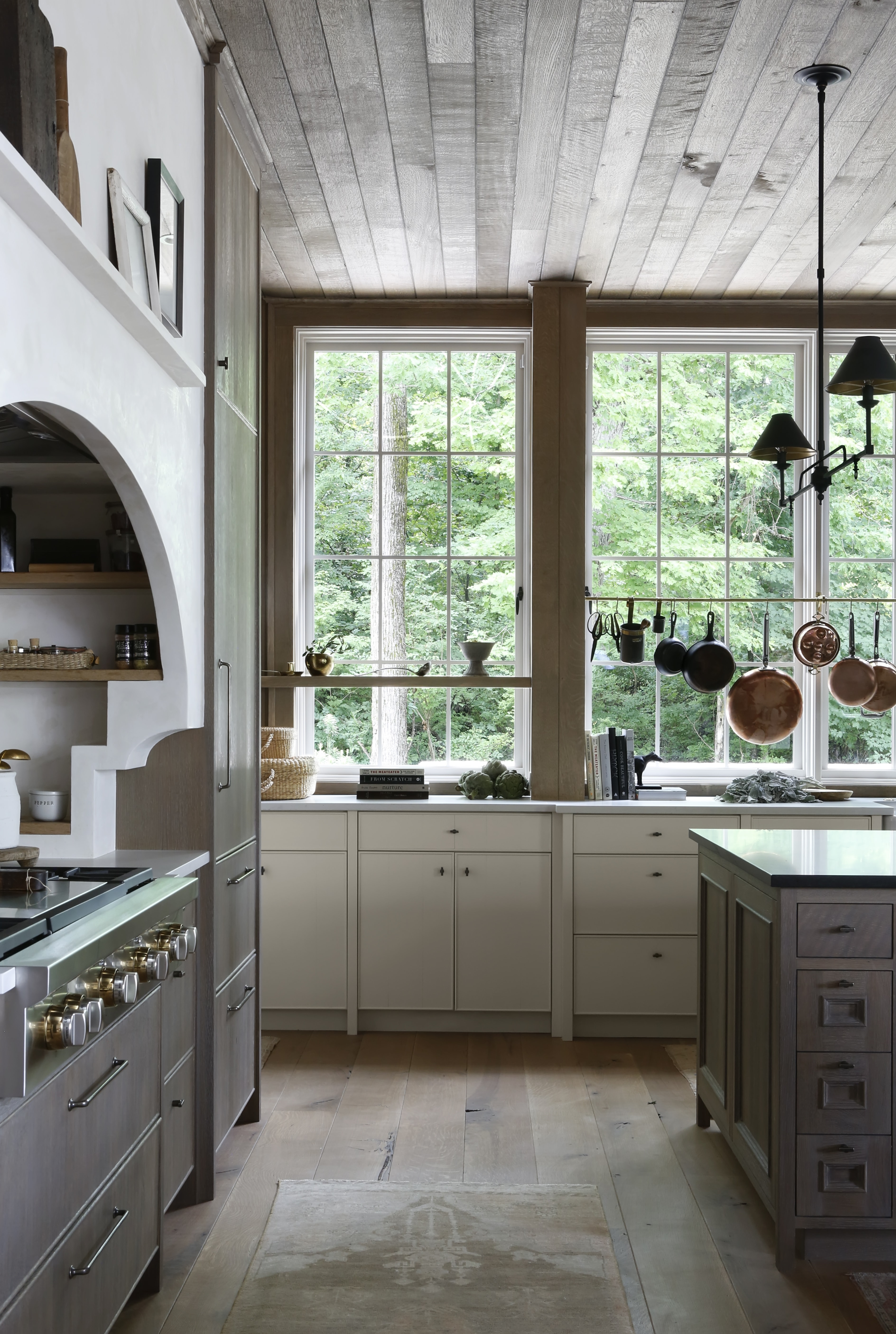 Southern Charm by April Tomlin and Jonathan Torode