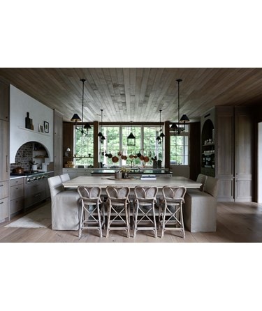 Southern Charm by April  Tomlin and Jonathan Torode