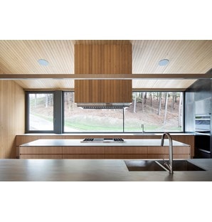 Memphremagog Lake House by Stéphane Rasselet