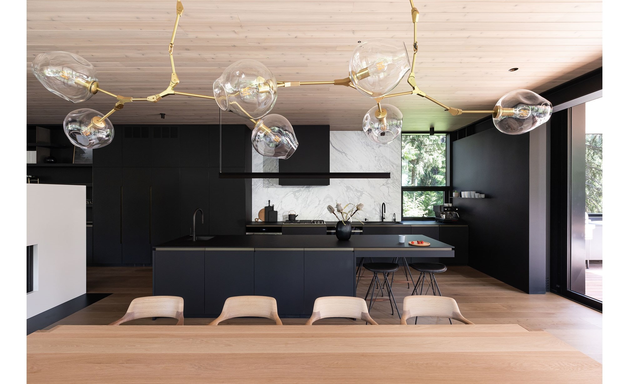 "Sub-Zero, Wolf and Cove KDC Finalist Cedar Grove Residence featuring IC-24FI 24"" All Freezer Column with Ice Maker, 	 IC-30R 30"" All Refrigerator Column, UC-24BG 24"" Undercounter Beverage Center, UW-24 24"" Undercounter, CG365T/S 36"" Transitional Cooktop - 5 Burners and CSO30CM/S 30” M Series Contemporary Retractable Handle"