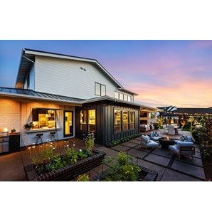 Farm to Table Juice Bar & BBQ Porch by Lynnette Sandgren