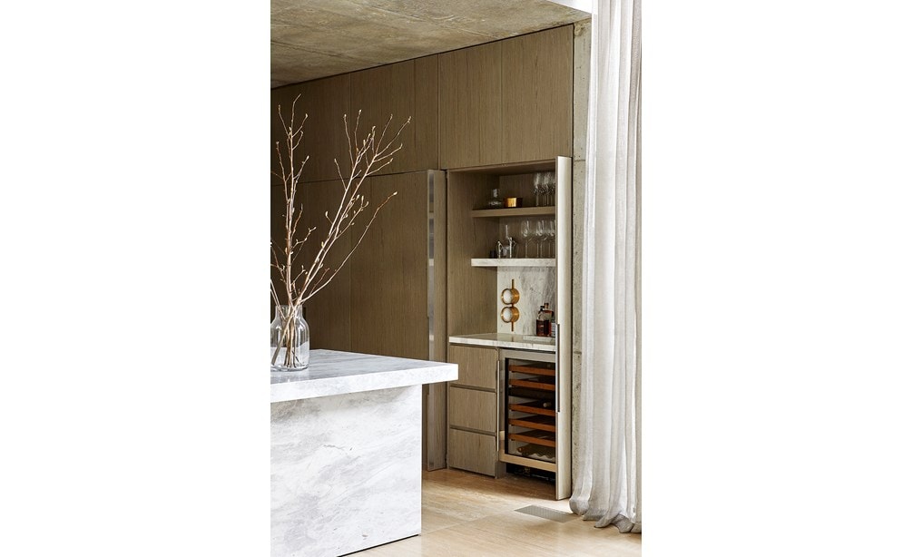 Kenley Court Residence by John Bornas