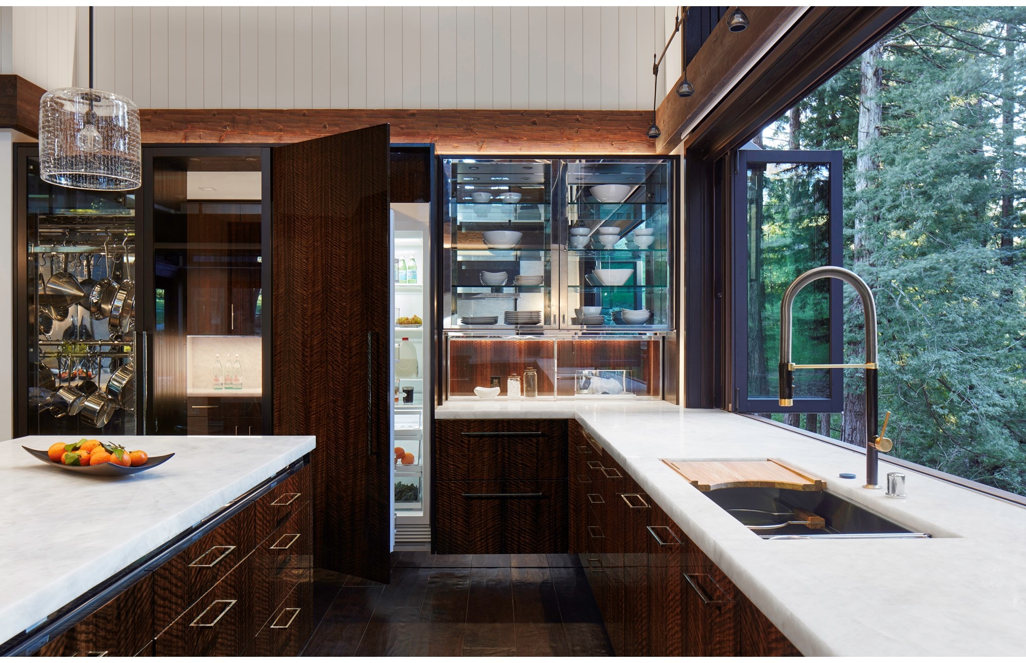 Setting and Structure