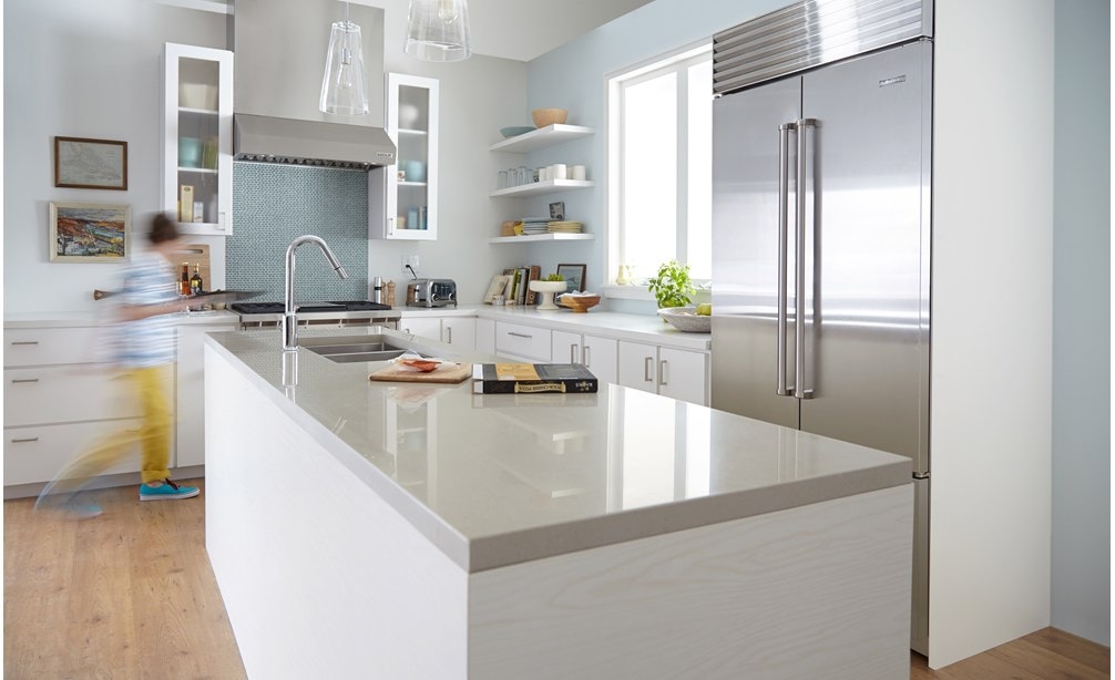 Sub-Zero 36" Classic French Door Refrigerator Freezer (BI-36UFDID/S/PH) with Wolf 36" Pro Wall Hood - 24" Depth (PW362418