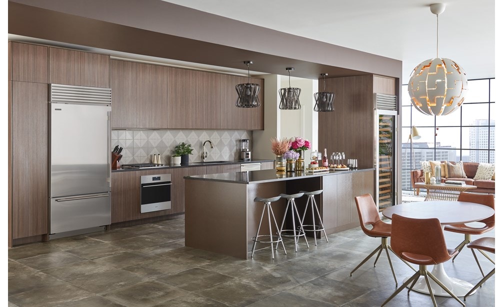 Sub-Zero 36" Classic Over Under Refrigerator Freezer with Internal Dispenser (BI-36UID/S) - Formerly Built-In