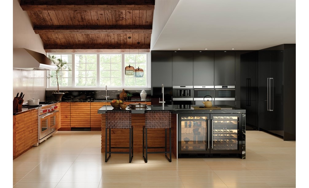 The Sub-Zero 24" Undercounter Beverage Center Panel Ready (UC- 24BG/O) paired with 30" Integrated Column Freezer with Ice Maker (IC- 30FI)