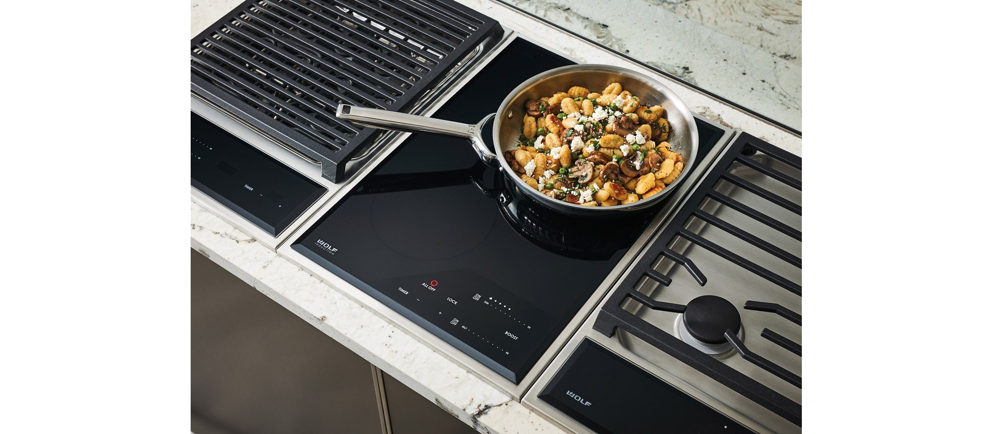 Wolf 15" Transitional Induction Cooktop (CI152TF/S)