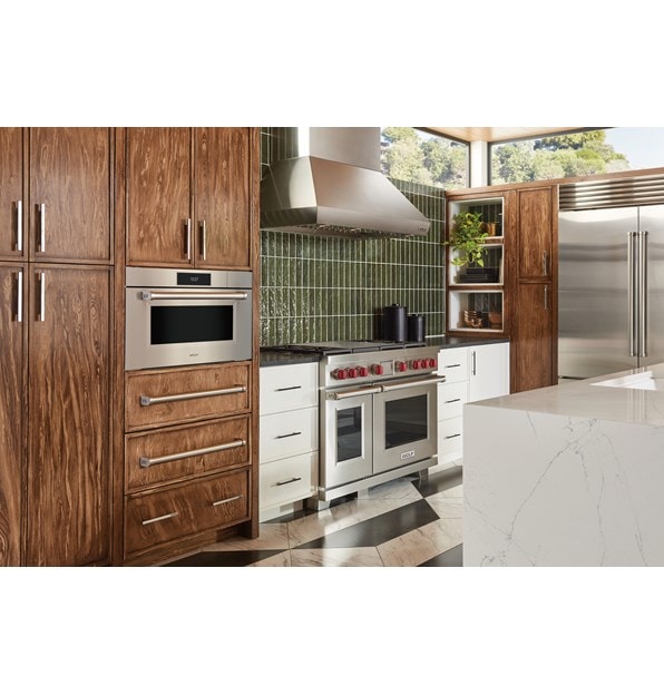 Wolf 30" M Series Professional Convection Steam Oven Plumbed (CSOP3050PM/S/P)