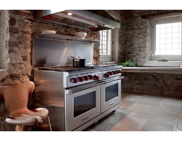 Wolf 60" Dual Fuel Range 6 Burner Infrared Charbroiler Infrared Griddle (DF606CG)