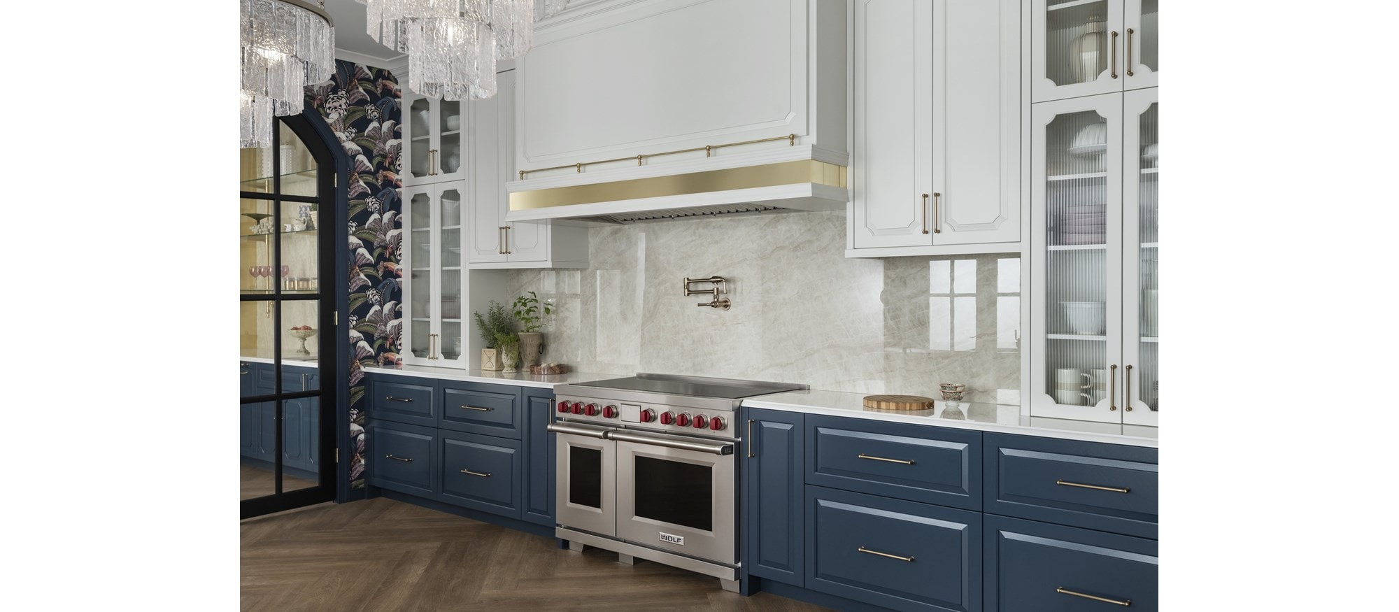 Wolf 48" Professional Induction Range (IR48751/S/P) with Red Knobs