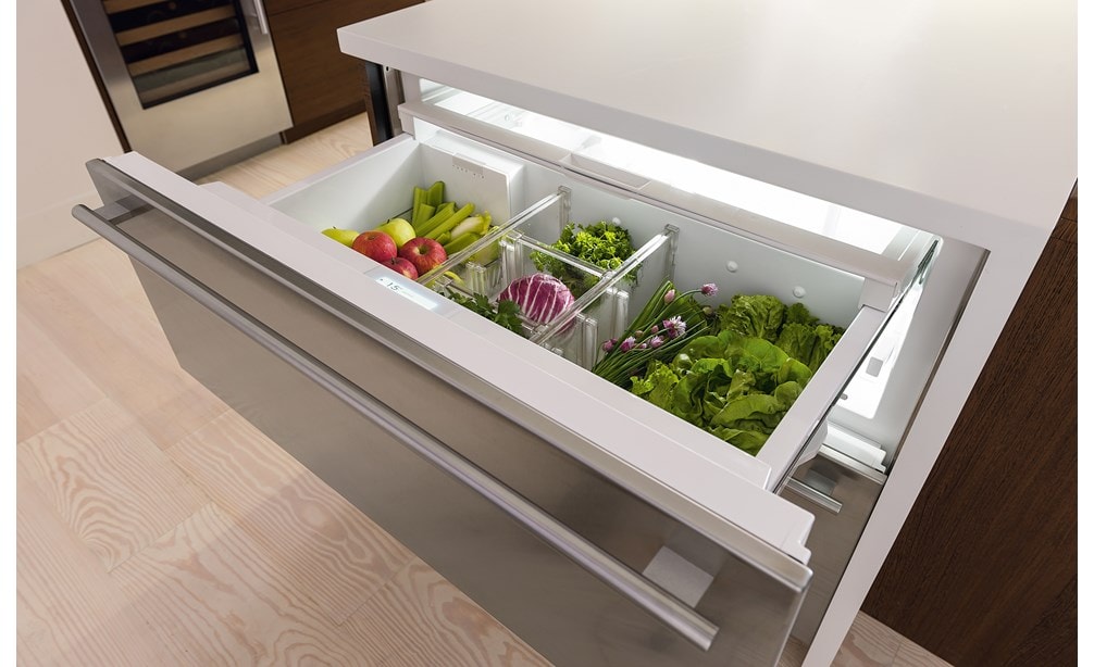Sub-Zero 30" Refrigerator and Freezer Drawer Panel Ready (ID-30CI) features a rich feel and noiseless operation thanks to soft-close doors