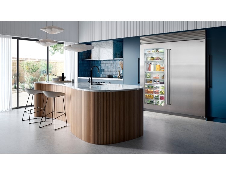 Sub-Zero 36" Classic Refrigerator with Glass Door (CL3650RG/S)