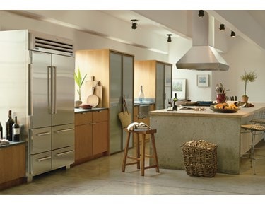 Sub-Zero 48" PRO Refrigerator/Freezer with Ice Maker (648PRO)