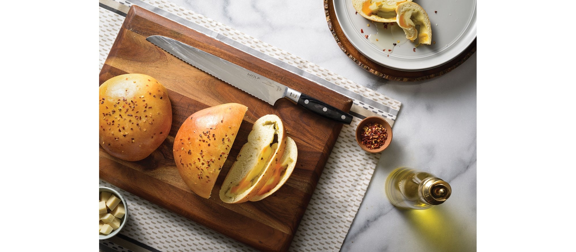 Cheese And Roasted Chile Bread