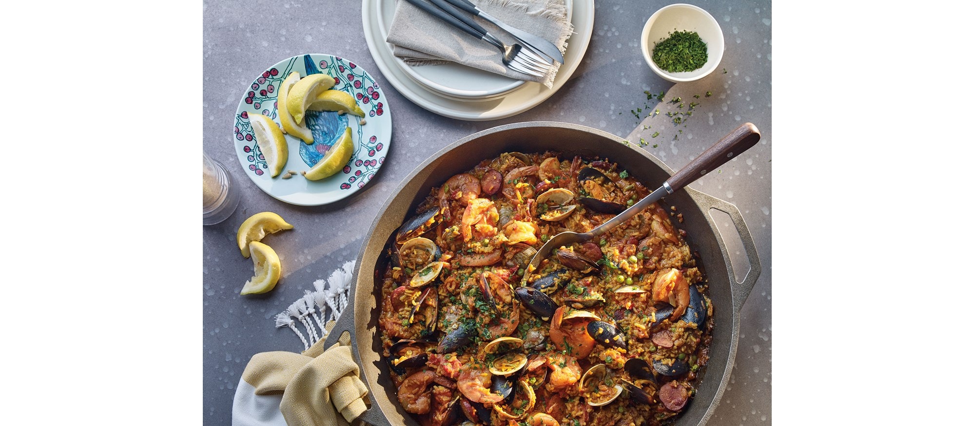 FOOD_PAELLA_SEAFOOD_CHORIZO_TCS_052016