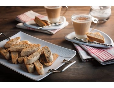 FOOD_HAZELNUT_BISCOTTI_SLG_100715