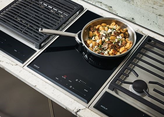 Bonnet Induction Cooking Module Module Cooktops | Cooktops | Wolf Appliances