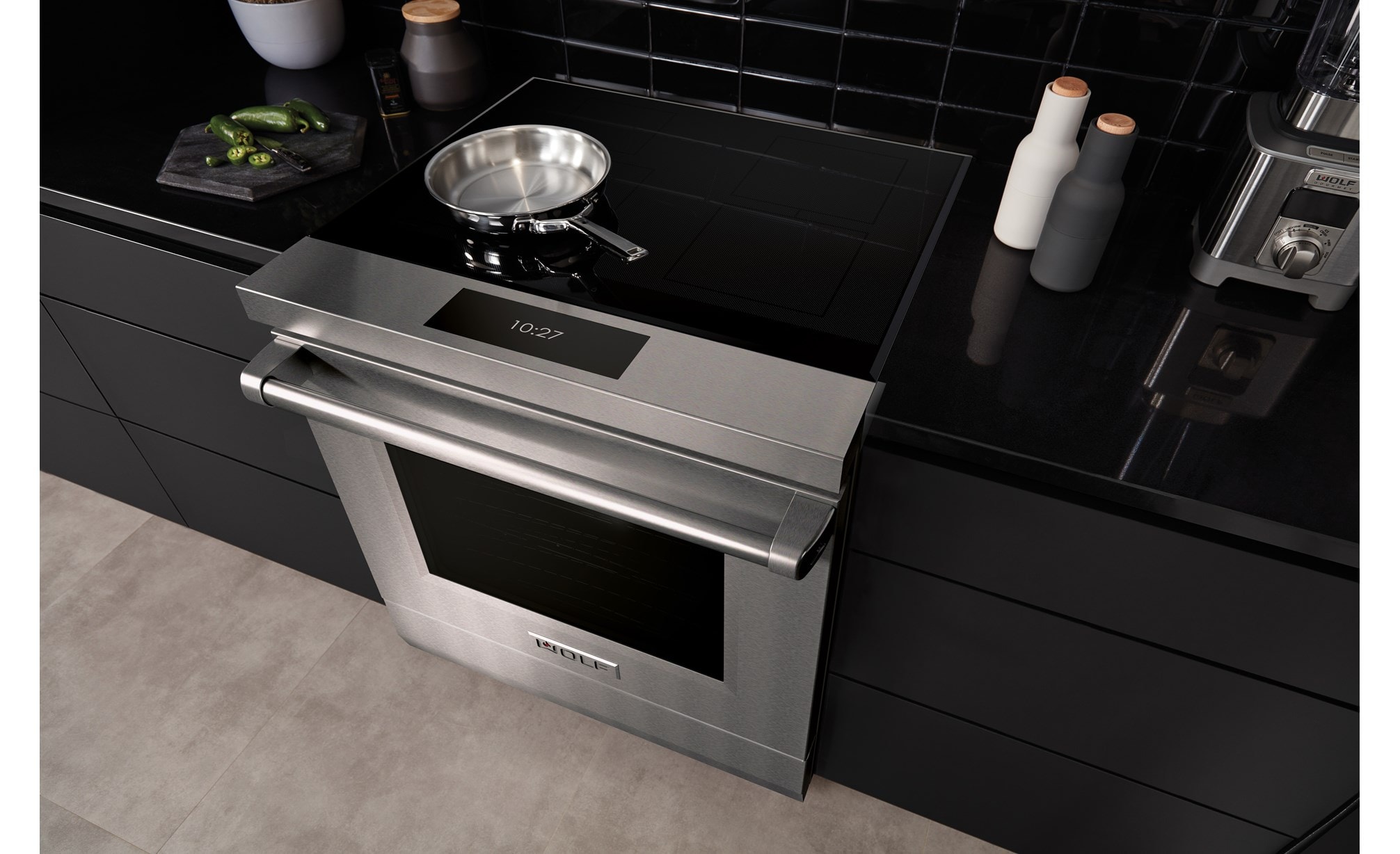 Wolf 30" Professional Induction Range (IR30450/S/P)