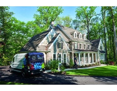 Sub-Zero, Wolf et Cove Factory Certified Programs guarantee installation, service and parts of the same caliber as our appliances ensuring you receive a white-glove experience.