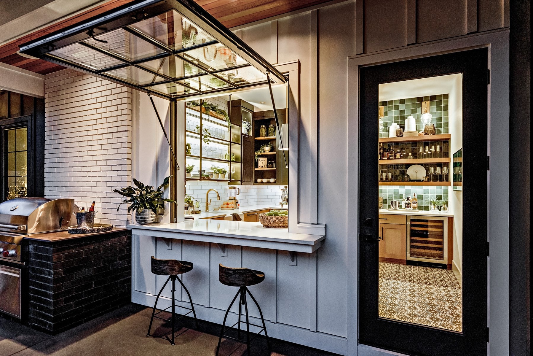 Farm to Table Juice Bar & BBQ Porch by Lynnette Sandgren