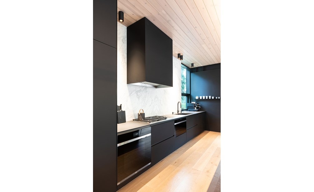 Cedar Grove Residence by Josianne Berube