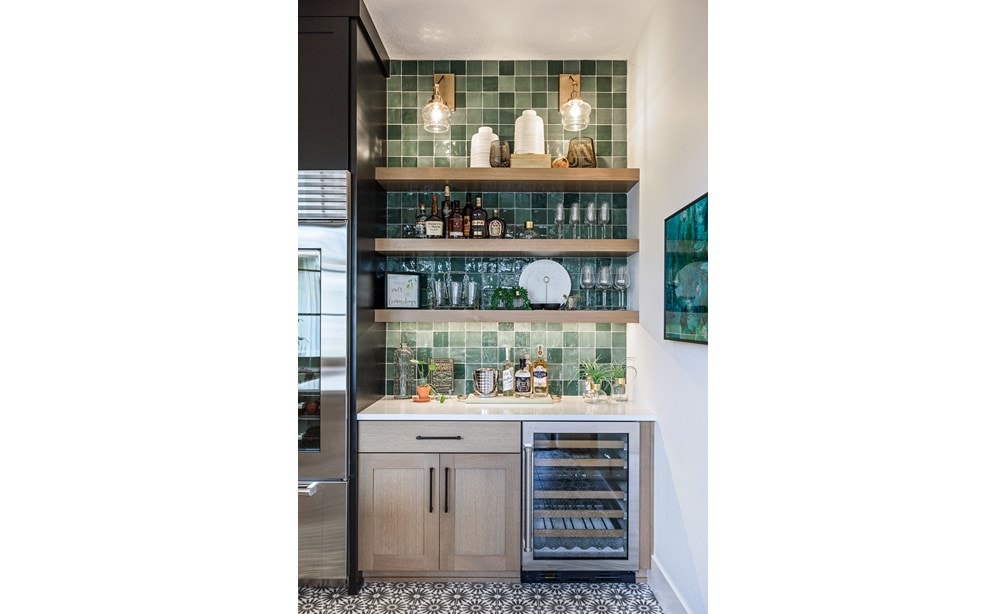 Farm to Table Juice Bar & BBQ Porch by Lynnette Sandgren