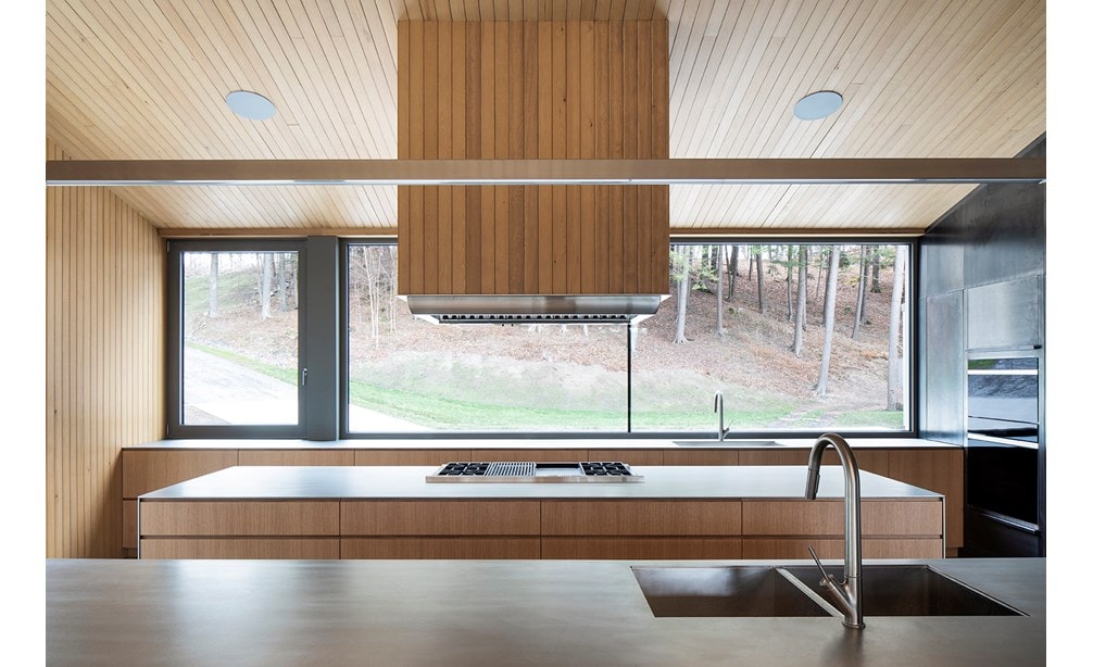 Memphremagog Lake House by Stéphane Rasselet