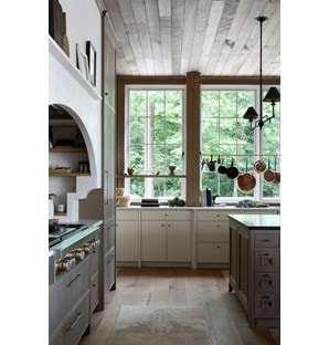 Southern Charm by April Tomlin and Jonathan Torode