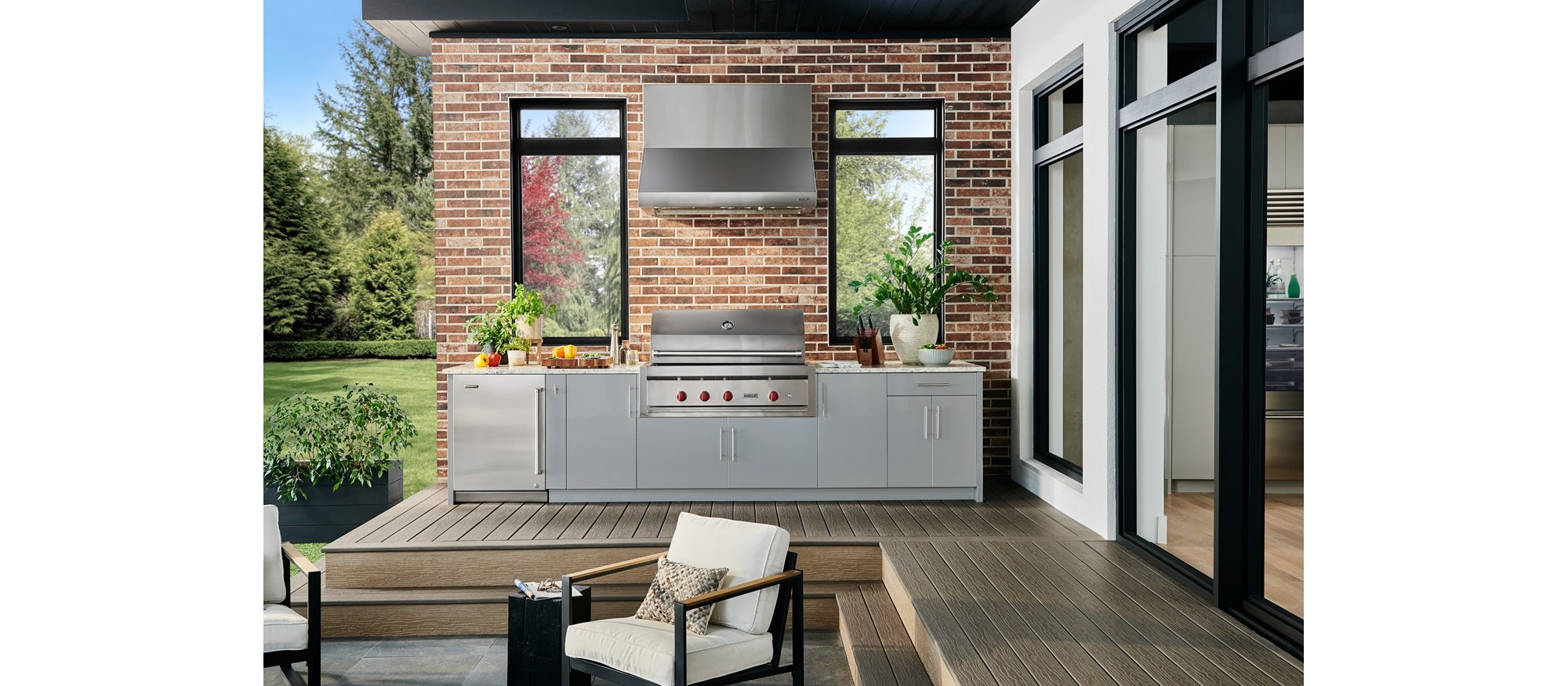 Réfrigérateur sous le comptoir Sub-Zero 24 po Designer (DEU2450R)