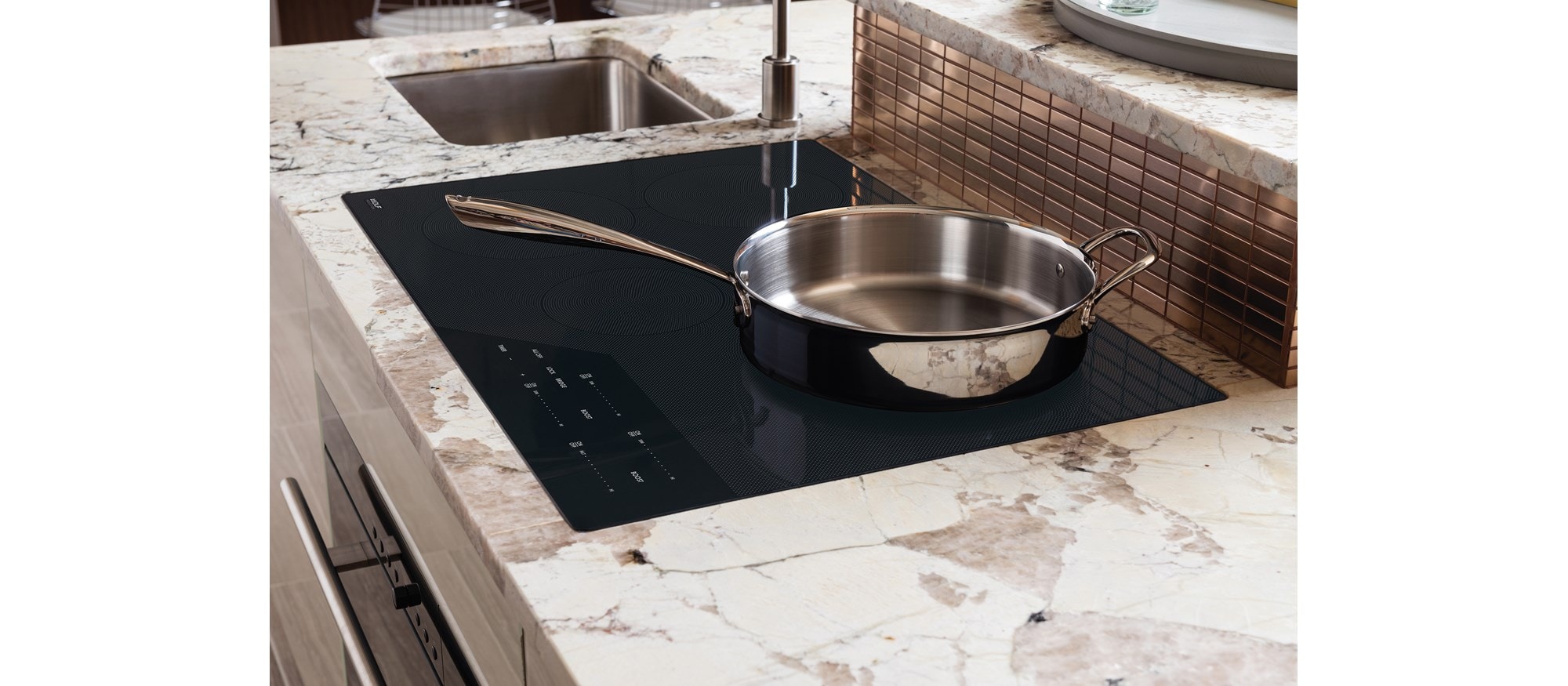 Surface de cuisson à induction Wolf 30 po de style contemporain (CI304C/ B)