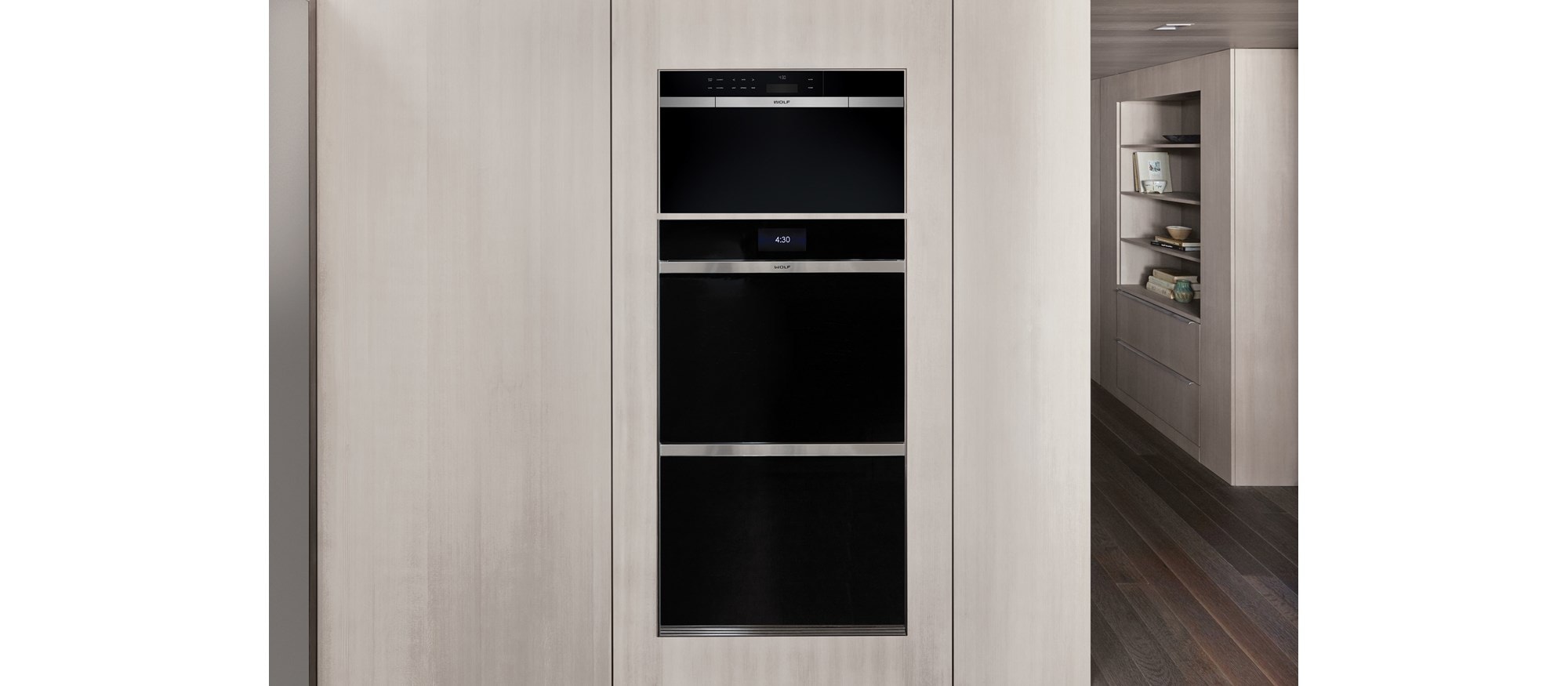 Four à convection-vapeur Wolf 30 po série M de style contemporain (CSO30CM/B/TH) avec poignée noire