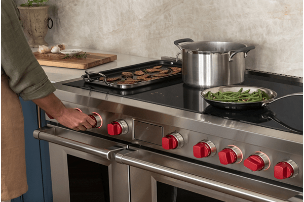 48-inch Pro Induction Range with 7 zones