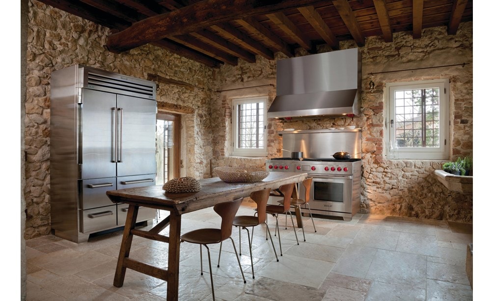 Cuisinière mixte Wolf 60 po à 6 brûleurs avec grilloir infrarouge et plaque à frire infrarouge (DF60650CG)