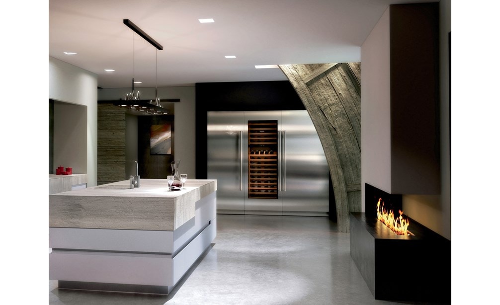 Colonne de réfrigération Sub-Zero 36 po Designer avec distributeur interne - Prêt à l'installation d'un panneau (IC-36RID) avec cellier à vin Designer de 30 po (IW-30)