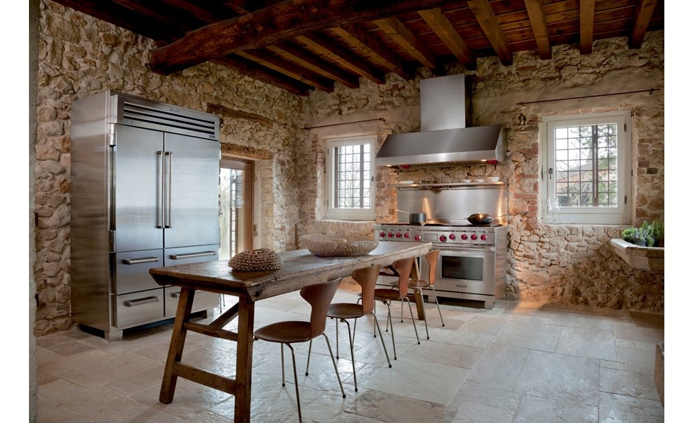 Réfrigérateur-congélateur Sub-Zero PRO 48 po, Machine à glaçons (648PRO) avec cuisinière mixte Wolf 60 po, grilloir infrarouge (DF606CG) 