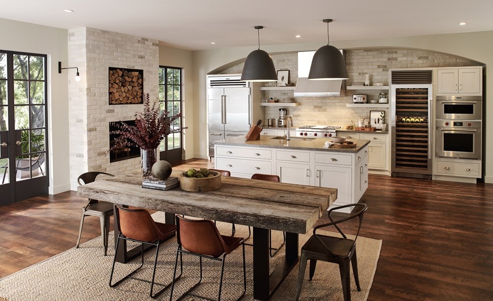 Réfrigérateur-congélateur Sub-Zero PRO 48 po Machine à glaçons (648PRO) et Cellier à vin en colonne Sub-Zero Classic 30 po (BW-30/S) 