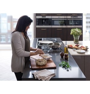 MWS_Crabcakes_SLG_52215_1