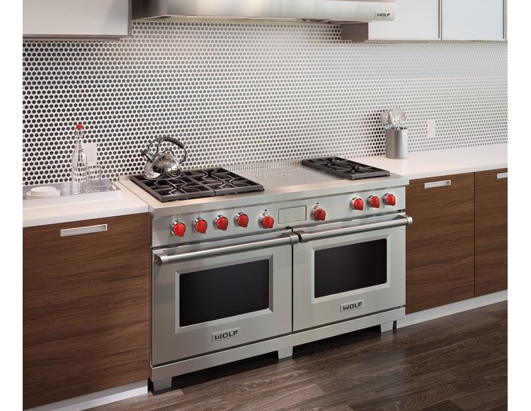 Wolf 60" Dual Fuel Range 6 Burner French Top (DF606F) 