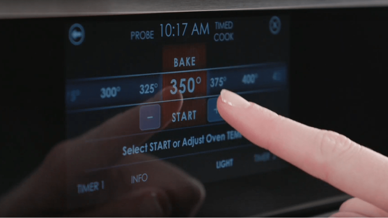 Wolf M Series Oven - Bake Mode