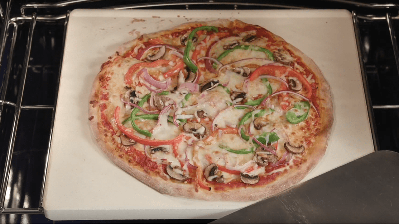 Wolf M Series Oven - Bake Stone Mode